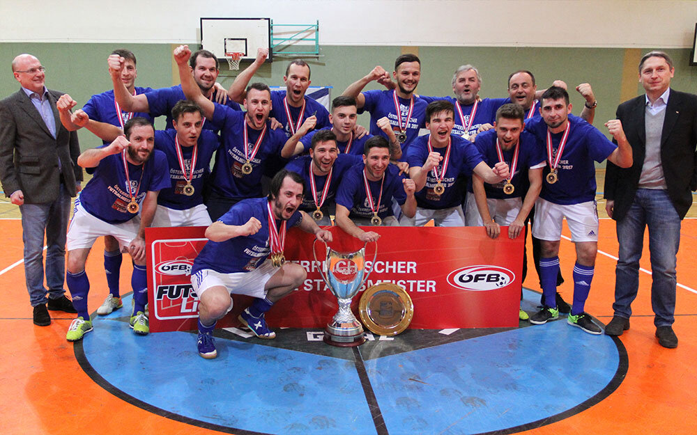 Pokal Siegerehrung Futsal